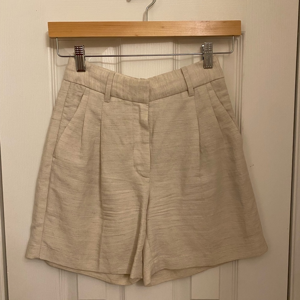 Wilfred Cream Bermudas Lightweight Casual Shorts